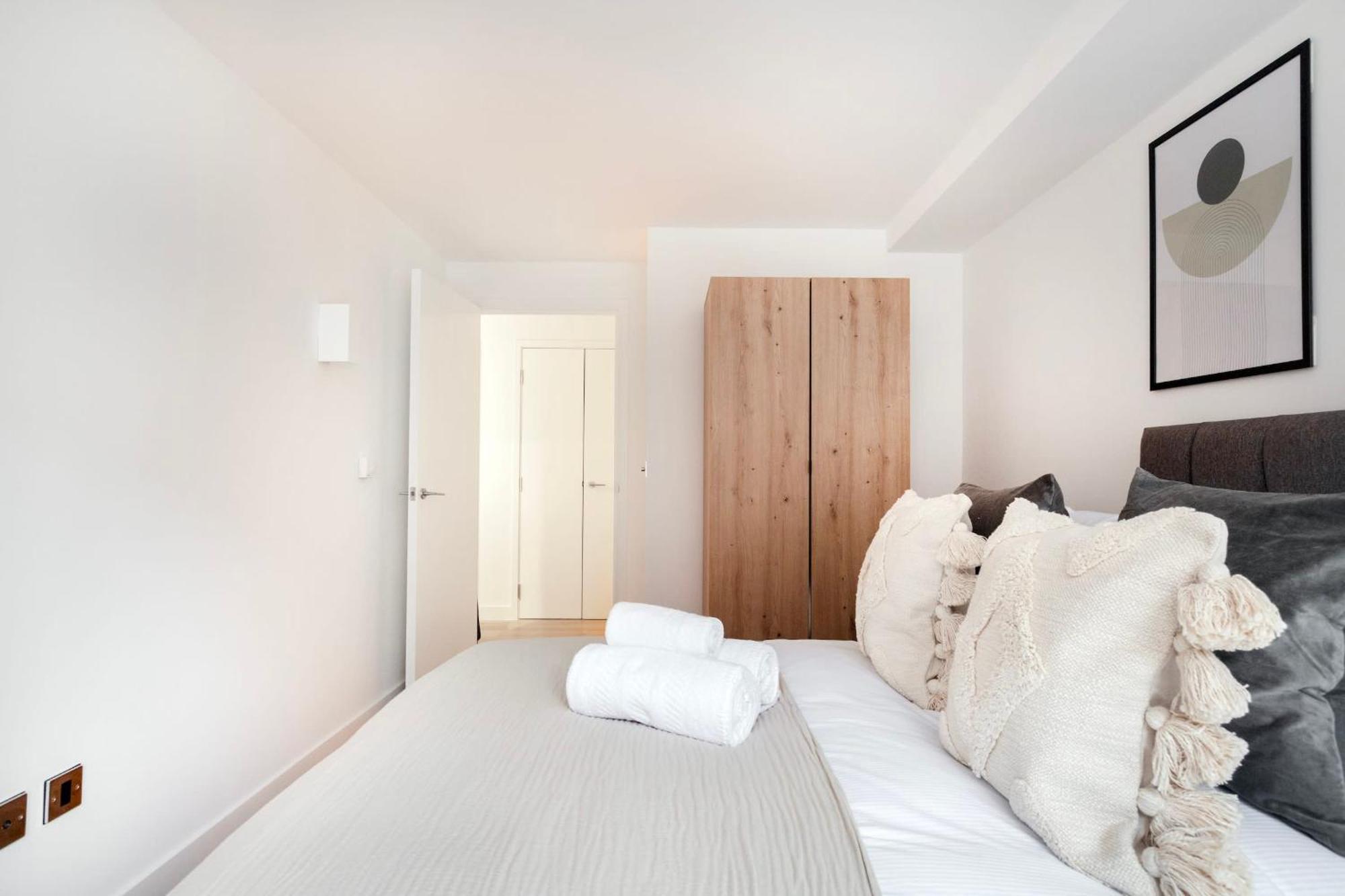 Fitzrovia With Balcony - Cityapartmentstay 伦敦 外观 照片